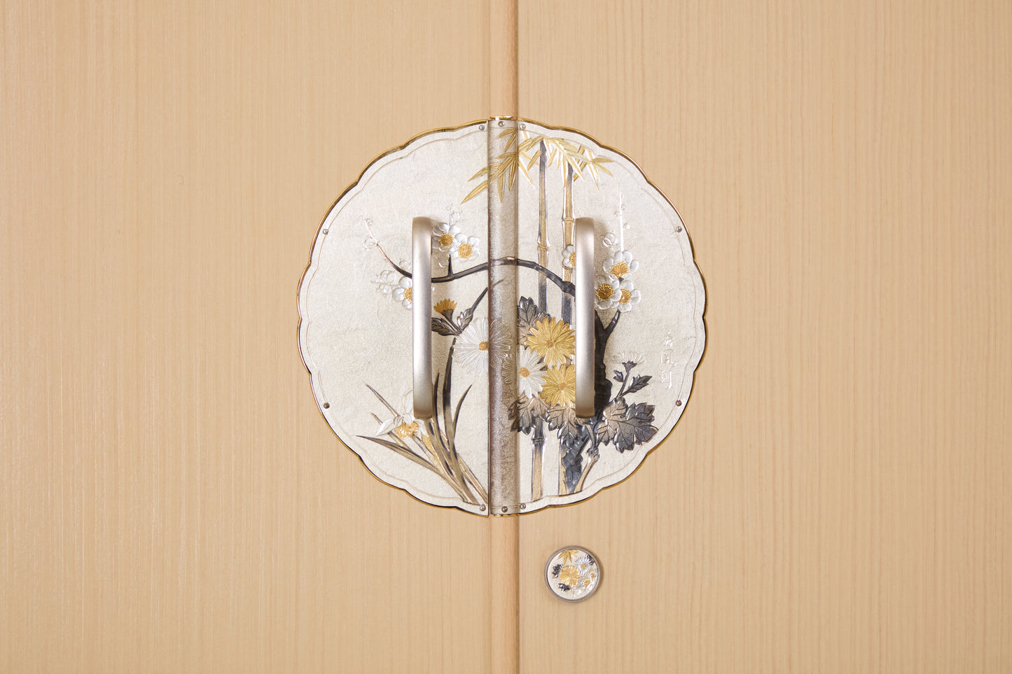 総桐衣裳箪笥 - 伝統と美の融合