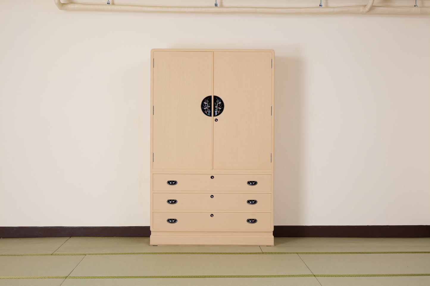 総無垢柾衣裳タンス