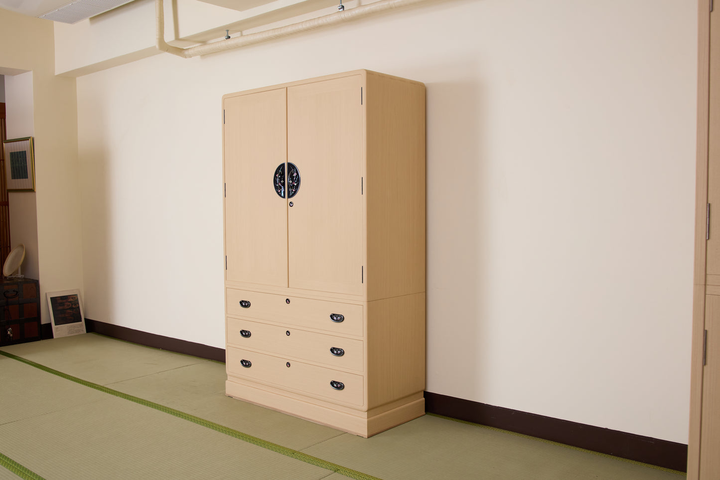 総無垢柾衣裳タンス