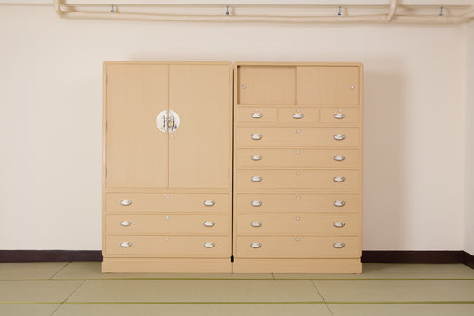 総桐夫婦箪笥 - 伝統と実用性の美しい融合