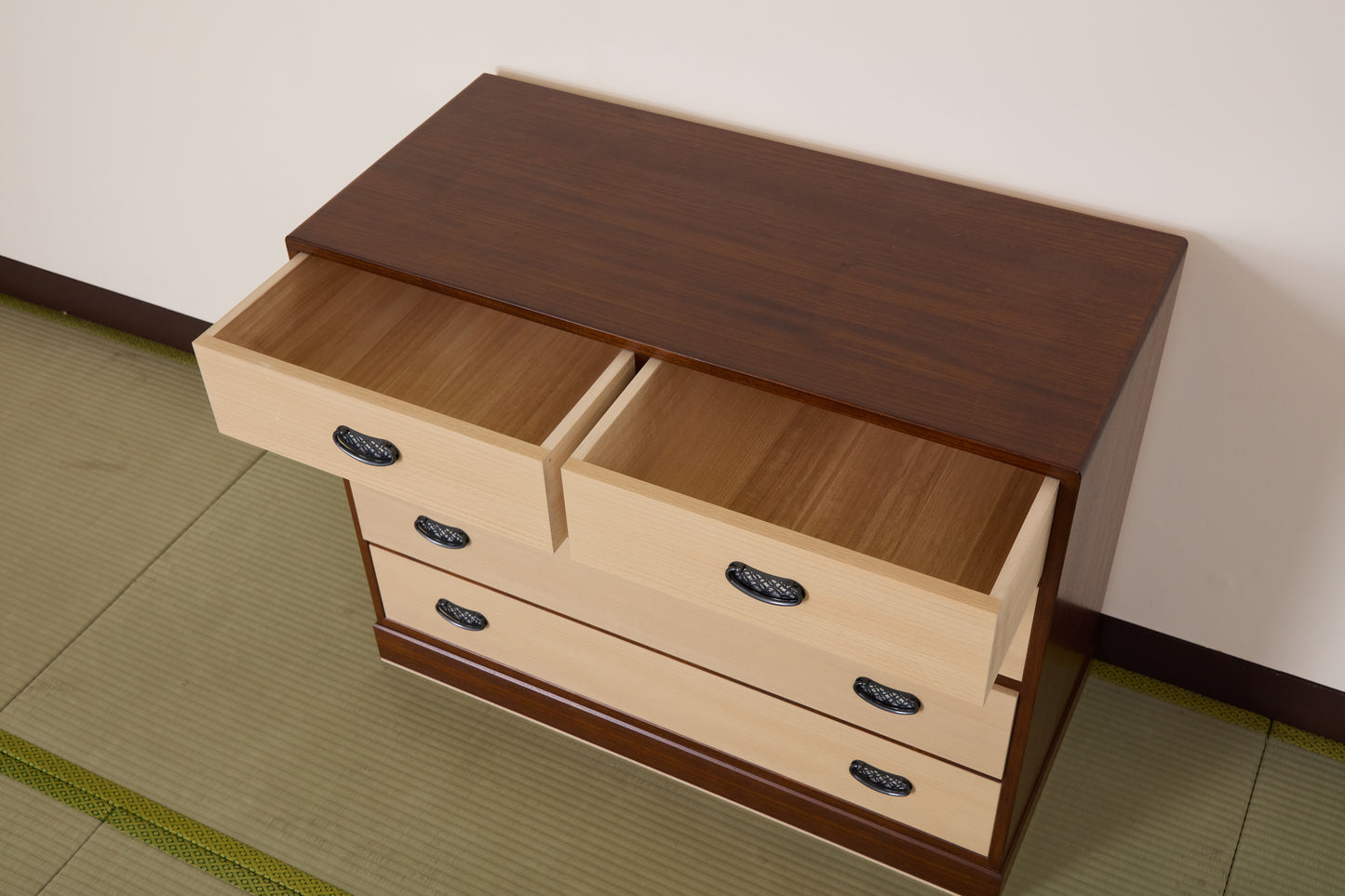 【アウトレット】総桐チェスト3-2