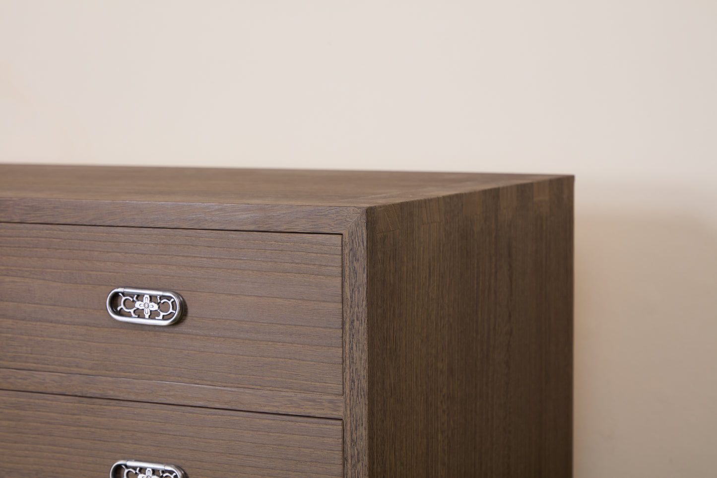 新潟加茂製　クローゼットチェスト（神代仕上げ）