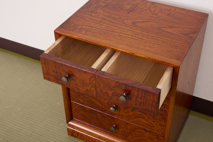 三本和好カラクリタンス001