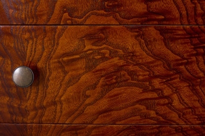 三本和好カラクリタンス001