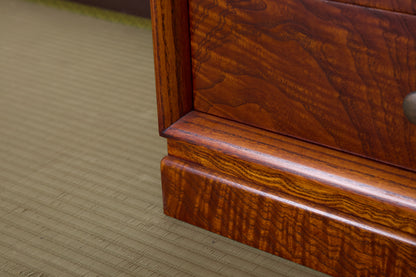 三本和好カラクリタンス001